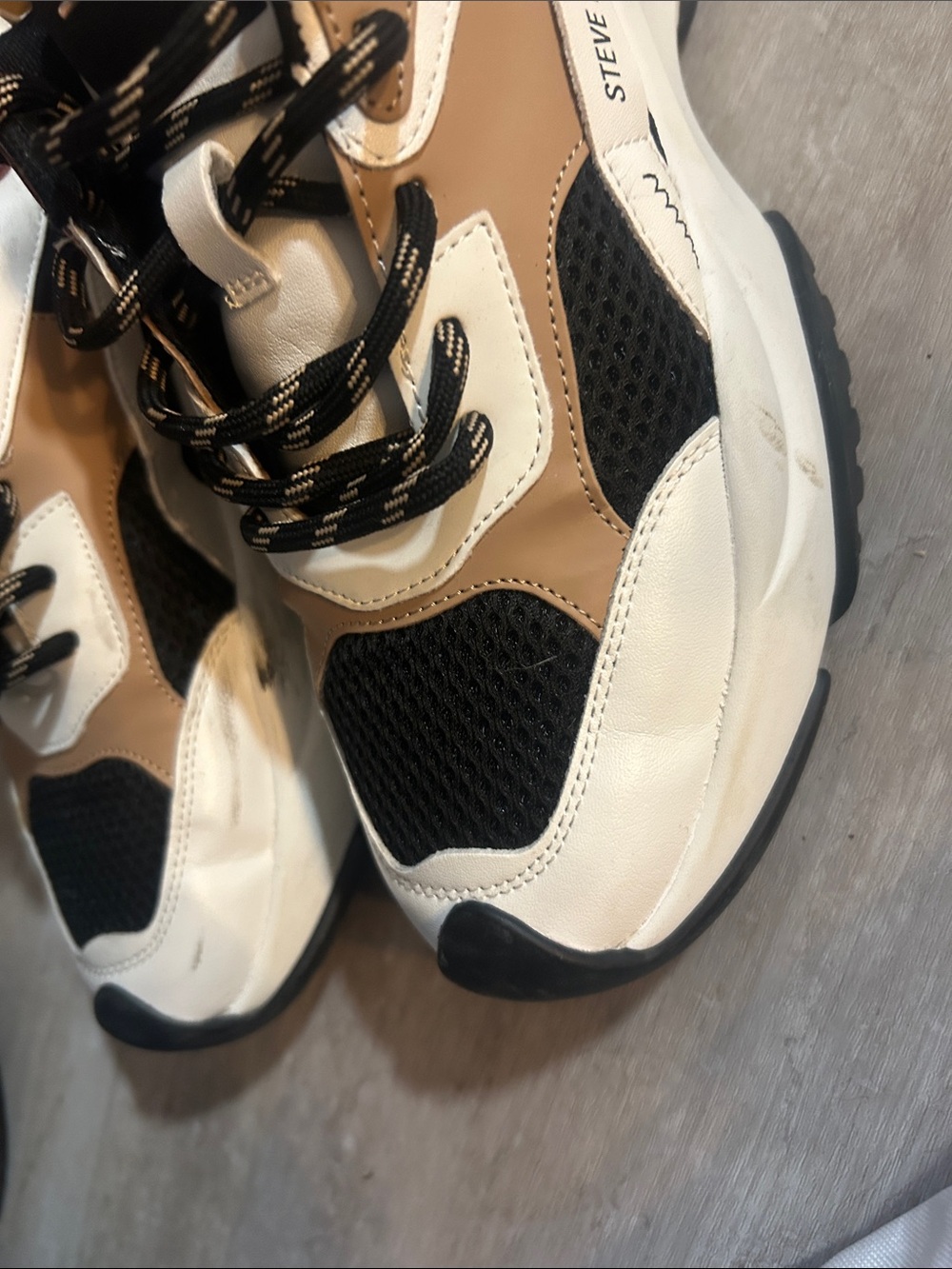 Steve Madden Black, Tan, and Cream Sneaker. - Picture 4 of 7